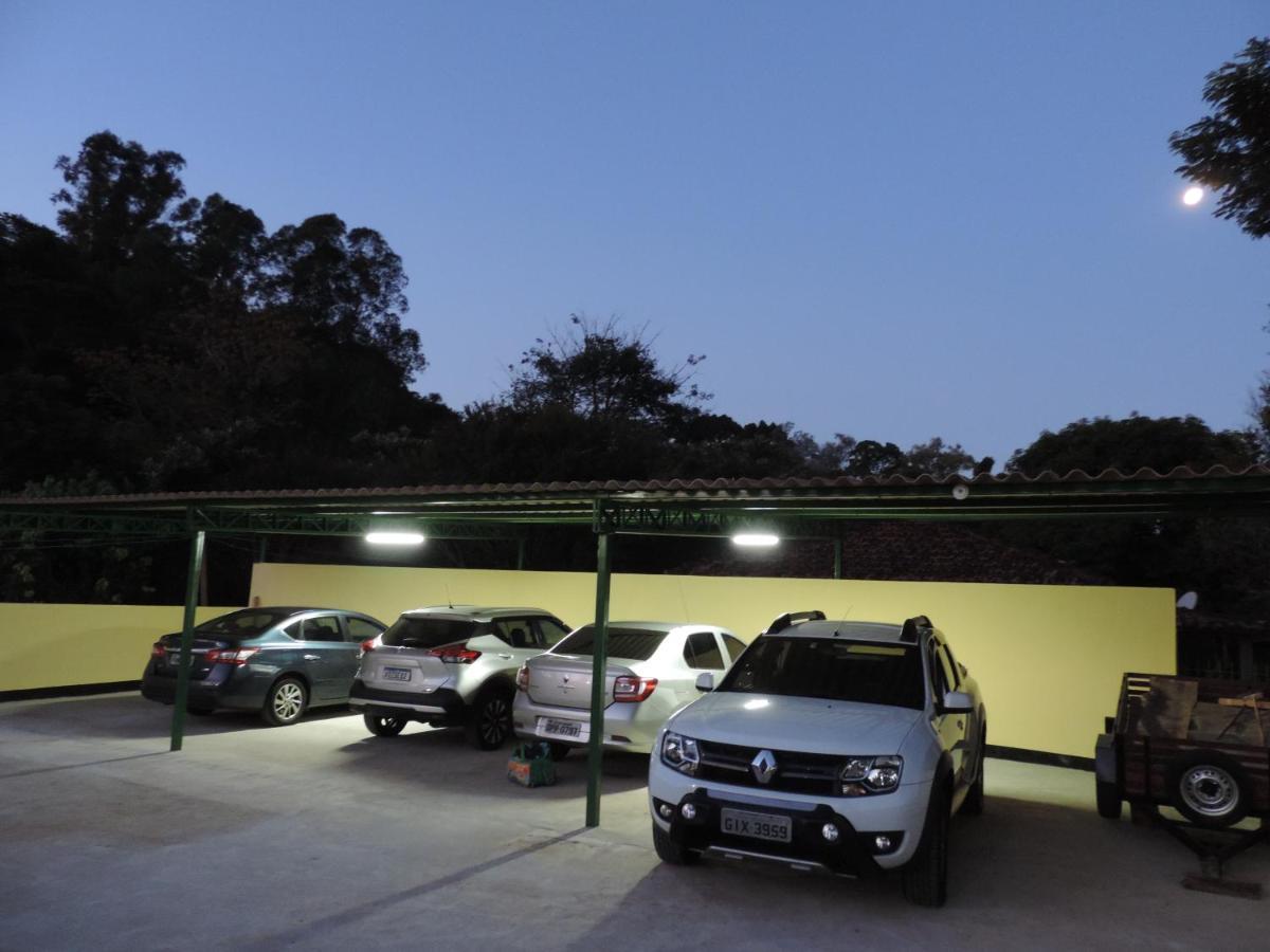 Vila Sitio Sebastiao Pereira Jambeiro Exteriér fotografie